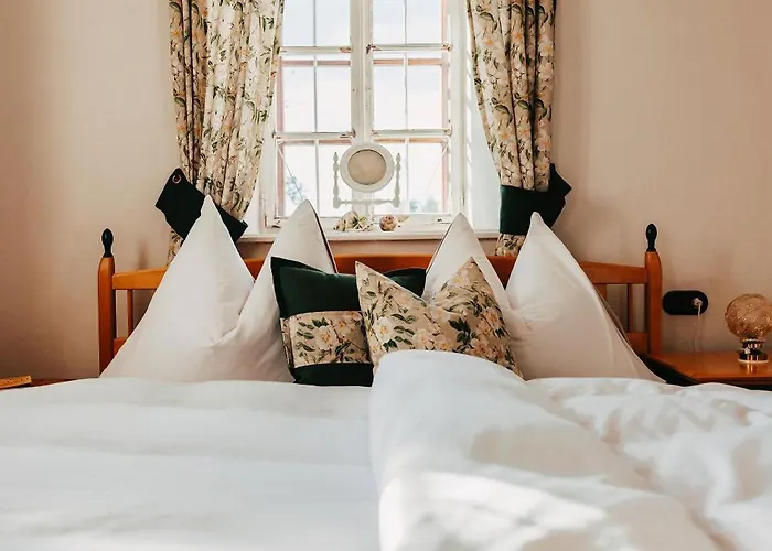 Haus Am Berg: Nestelberg17 Ferienhaus Lackenhof