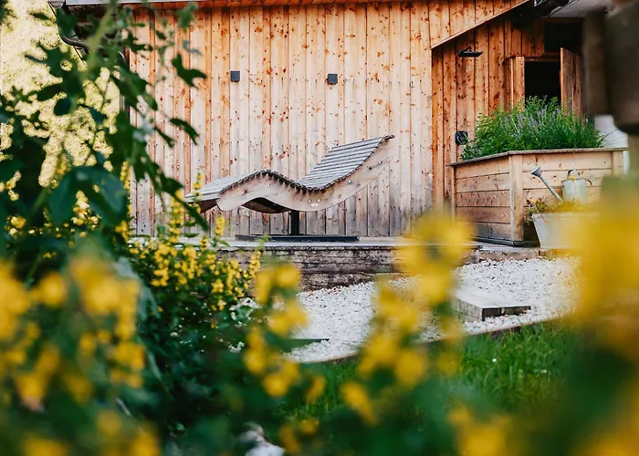 Ferienhaus Haus Am Berg: Nestelberg17 *